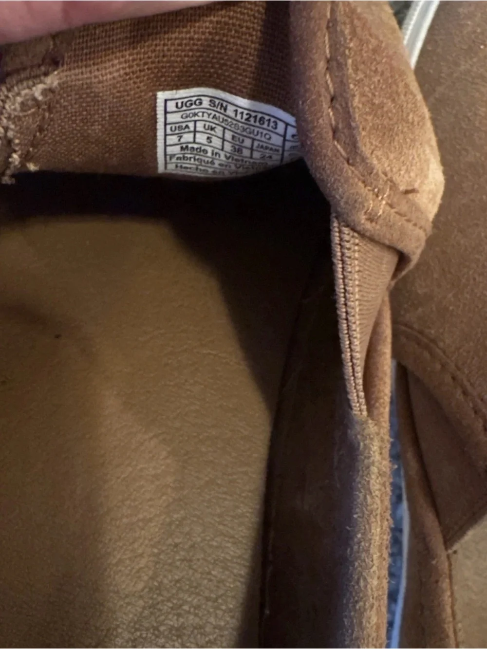UGG Jass Slip On Shoes Women’s Sneakers SIZE 7 Chestnut Leather Trim Platform